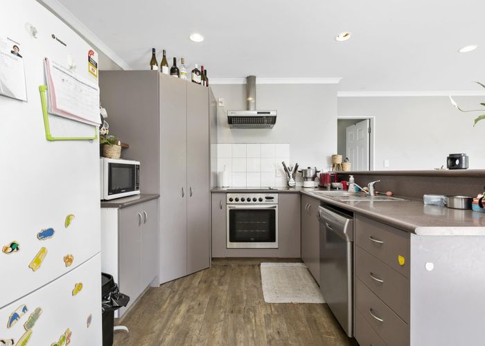  at 67 Sutherland Road, Brookfield, Tauranga