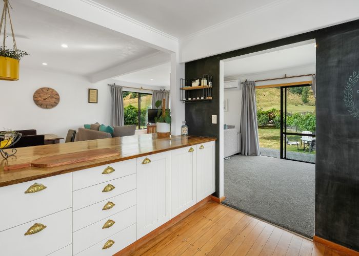  at 206 MacLaurin Road, Makauri, Gisborne