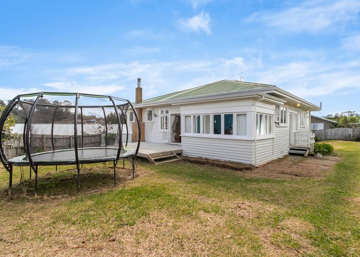  at 46 Candia Road, Swanson, Auckland