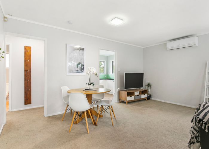  at 1/32 Simon Ellice Drive, Bayview, Auckland