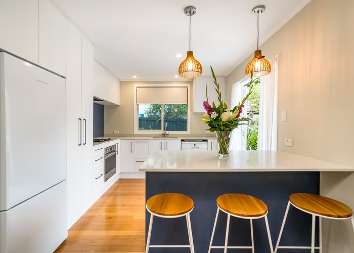  at 1/7 Howe Street, Howick, Auckland