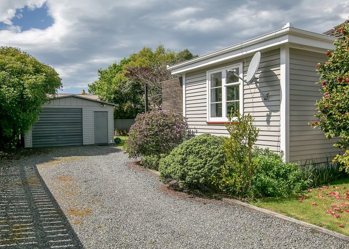  at 3 Papawai Road, Greytown