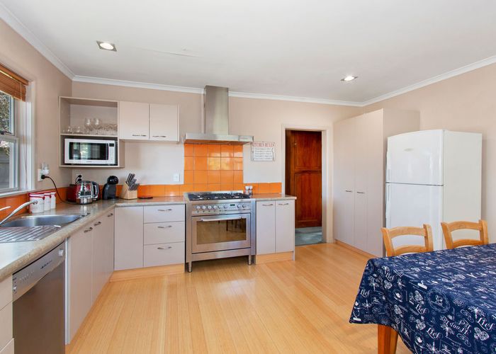  at 6 Wycola Avenue, Hei Hei, Christchurch