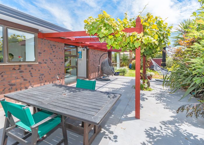  at 5 Gatonby Place, Avonhead, Christchurch