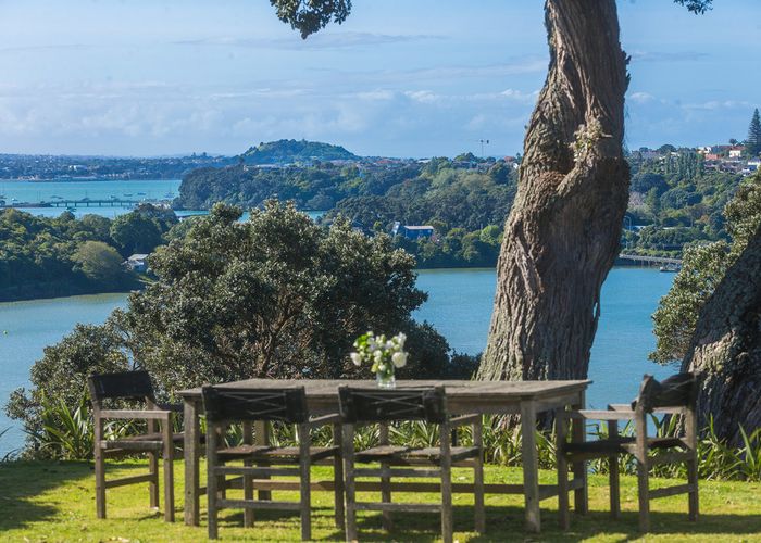  at 14 Martin Avenue, Remuera, Auckland