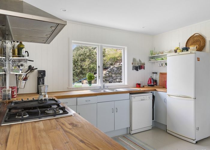  at 1085 Makara Road, Karori