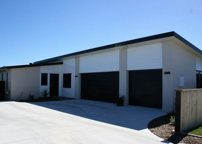  at 16 Story Street, Foxton Beach, Foxton