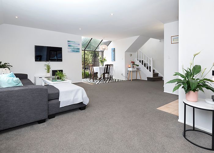 at 1/30 Eastridge Court, Northpark, Auckland