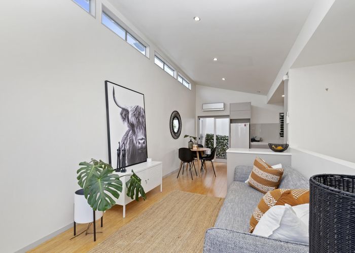  at 8/5 Millais Street, Grey Lynn, Auckland