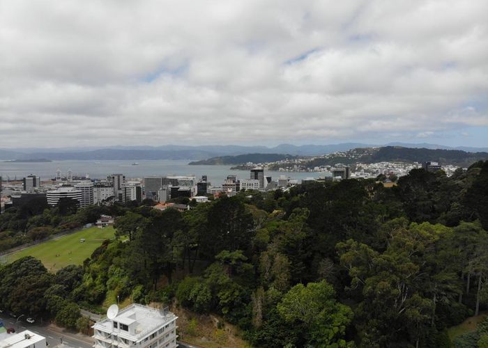  at 14H Glenmore Street, Thorndon, Wellington