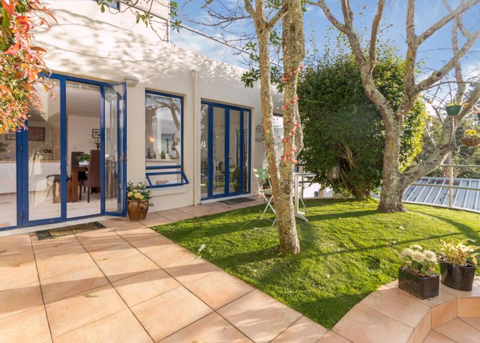  at 21A Comins Crescent, Mission Bay, Auckland