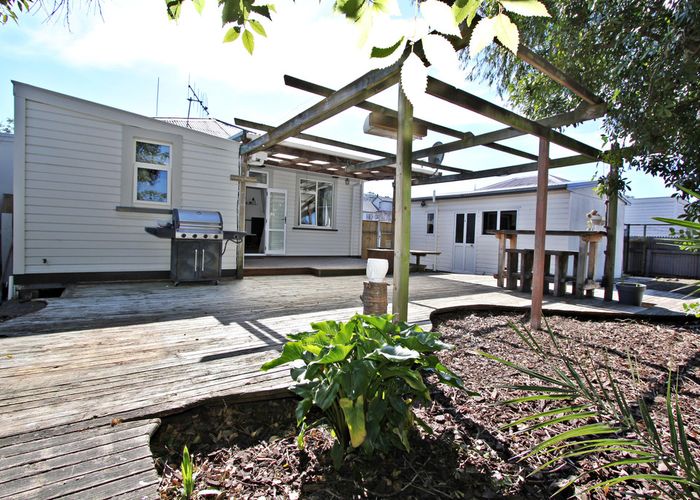  at 2/98 Thackeray Street, Napier South, Napier