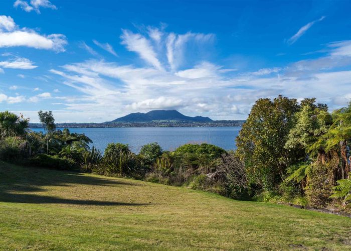  at 2/19 Te Kopua Street, Acacia Bay, Taupo