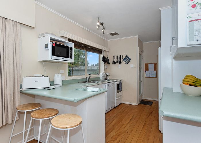  at 14 Lamont Street, Chartwell, Hamilton