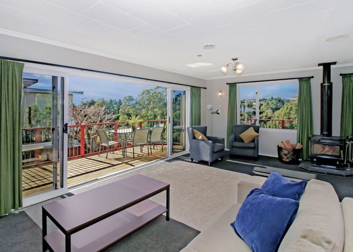  at 3B Montana Place, Merrilands, New Plymouth