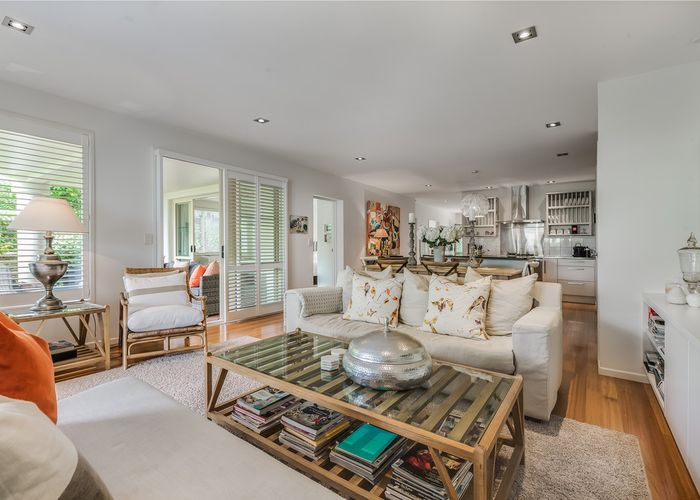  at 10/25 The Strand, Waiheke Island, Auckland