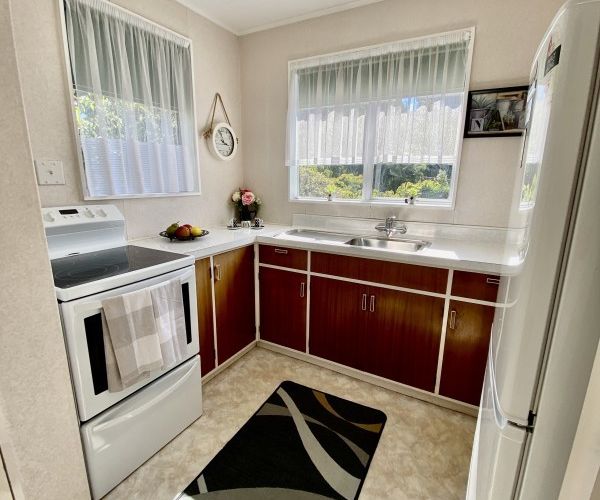  at 12A Bell Street, Tawa, Wellington
