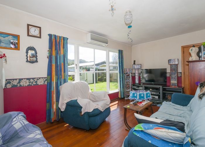  at 14 Eldon GR, WINGATE, LOWER HUTT