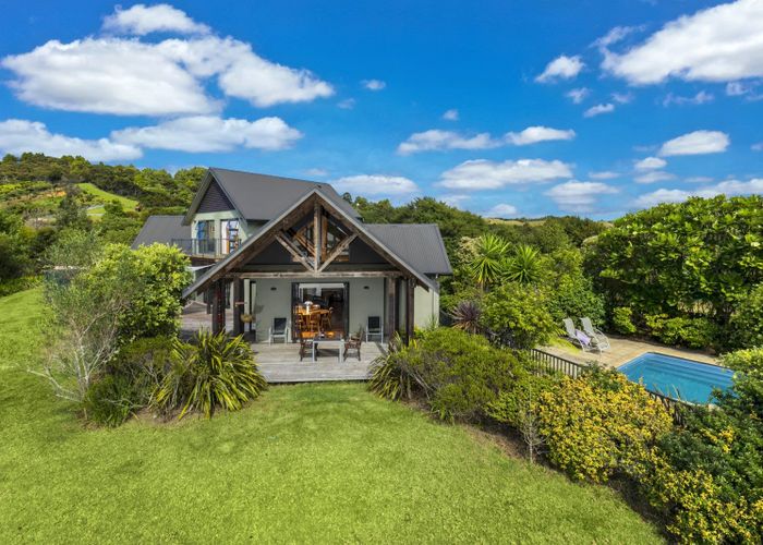  at 187 Bayer Road, Silverdale