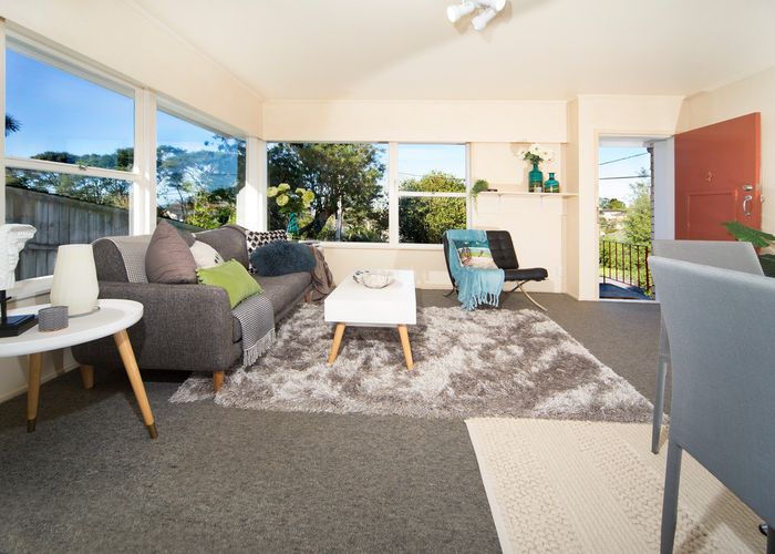  at 2/42 Hogans Road, Glenfield, Auckland