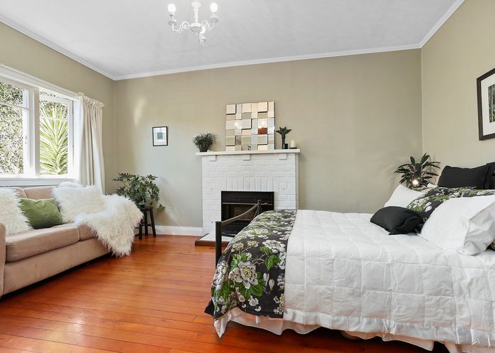  at 46 Rua Road, Glen Eden, Auckland