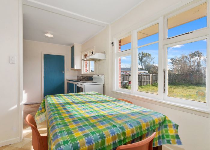 at 39 Basingstoke Street, Aranui, Christchurch