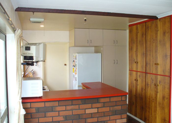  at 9 Kendal Avenue, Burnside, Christchurch