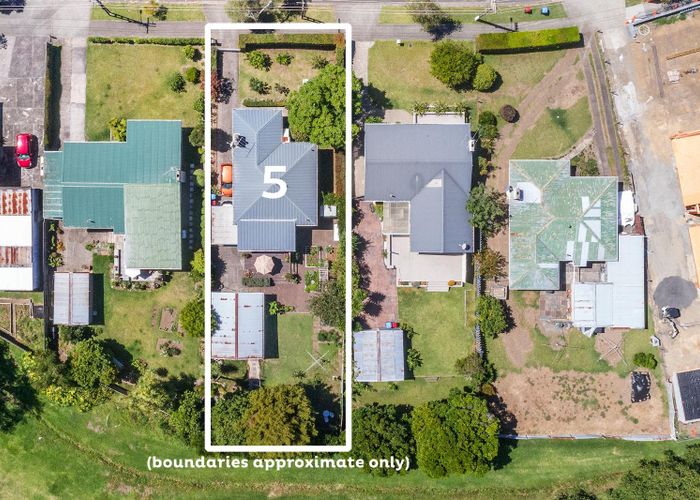  at 5 Sloane Street, Glen Innes, Auckland