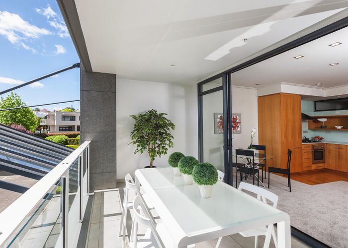  at 1E/24 James Cook Crescent, Remuera, Auckland