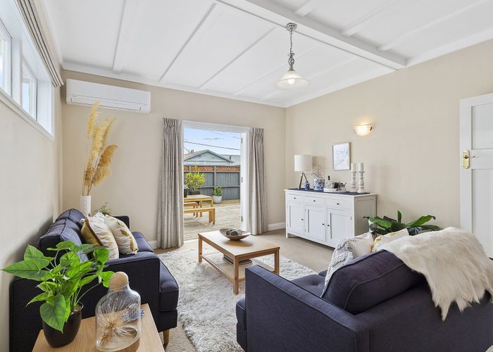  at 22 Resolution Street, Lyall Bay, Wellington