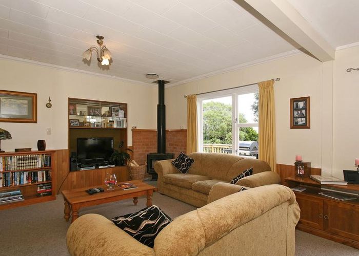  at 2 Pekanga Road, Normandale, Lower Hutt
