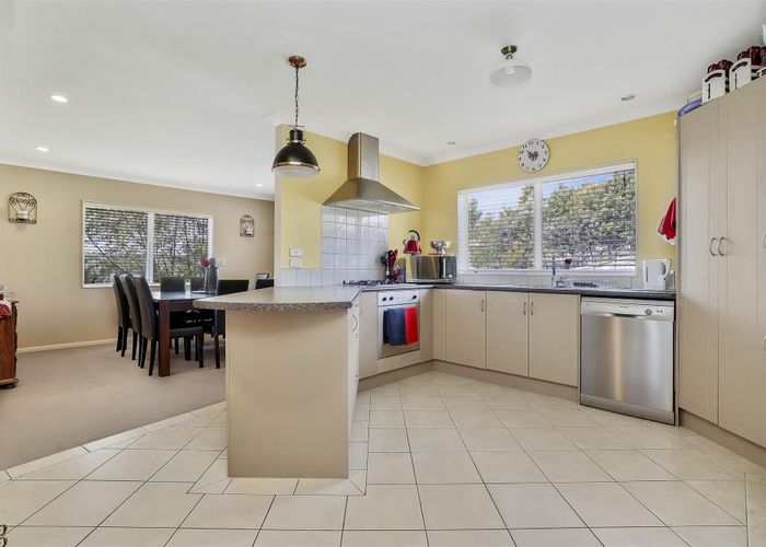  at 56 Discovery Drive, Flagstaff, Hamilton
