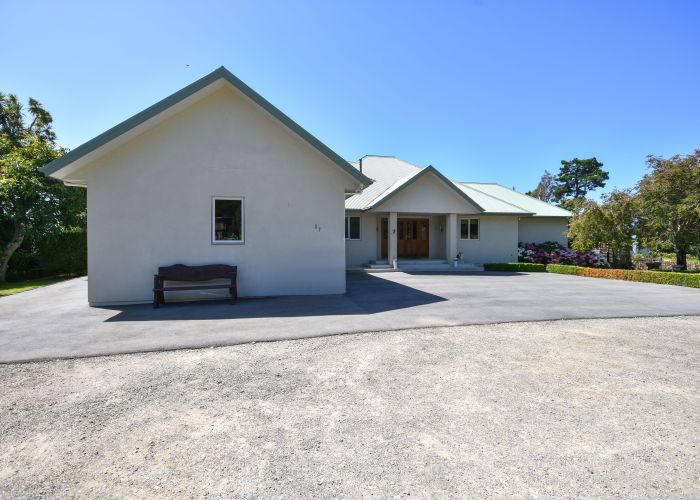  at 27 Bute Street, Palmerston