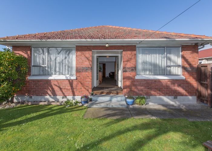  at 19 Northcote Road, Northcote, Christchurch