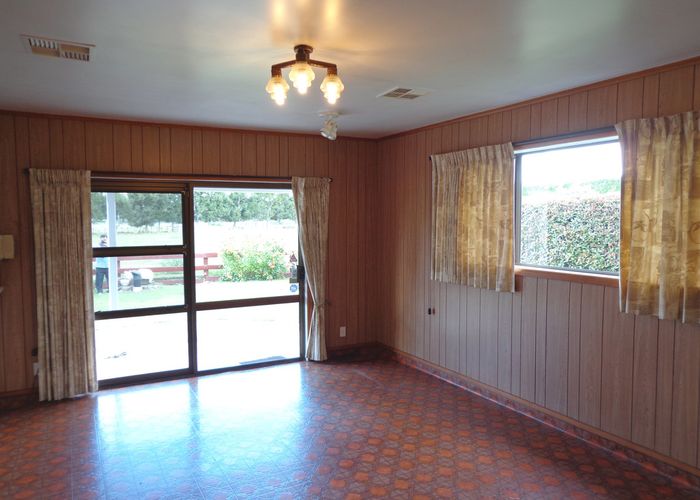  at 27 Davison Road, Newstead