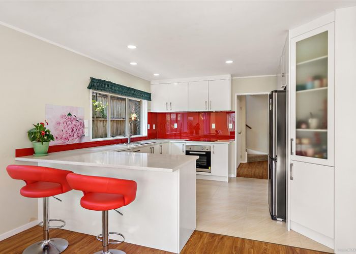  at 2/1 Emma Court, Northpark, Auckland