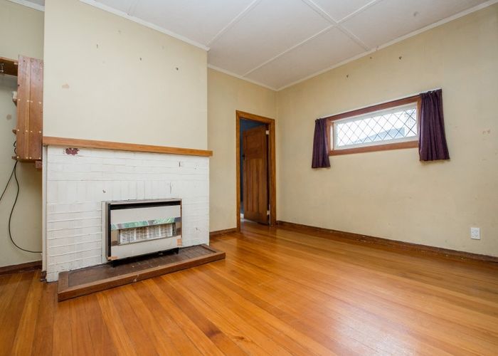  at 29 Cook Street, Hamilton East, Hamilton