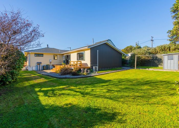  at 4 Gray Street, Pukerua Bay, Porirua