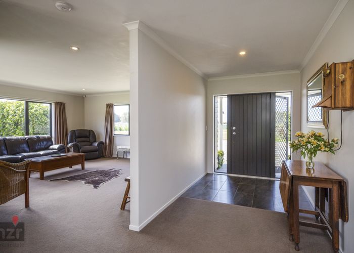 at 135 Hansens Line, Newbury, Palmerston North