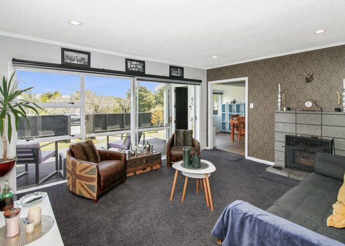  at 409 Mangorei Road, Merrilands, New Plymouth