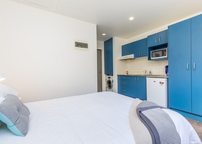  at 113/20 Upper Queen Street, Newton, Auckland