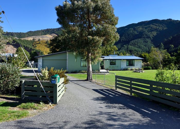  at 164 Wakamarina Road, Canvastown