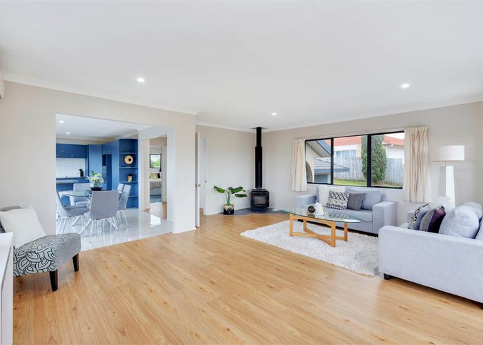  at 10 San Pedro Place, Henderson, Auckland