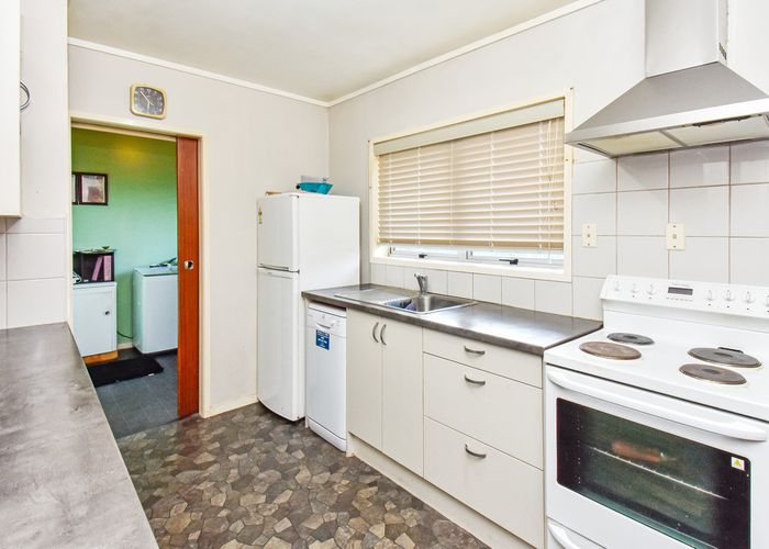  at 4/221 Shirley Road, Papatoetoe, Auckland