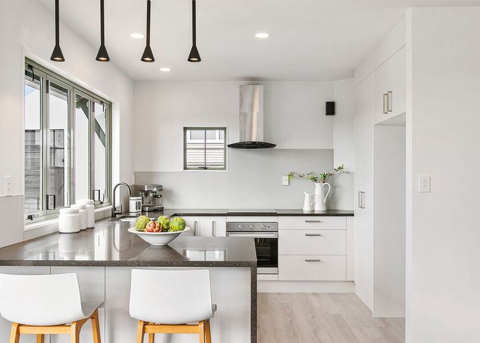  at 87 Glengarry Road, Glen Eden, Auckland