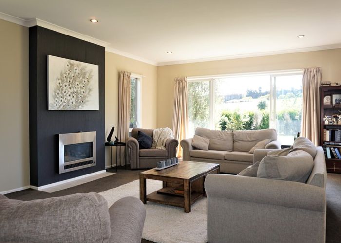  at 14 Ohau Terraces, Ohau, Levin