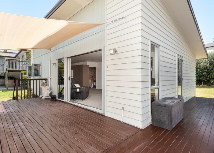  at 7 Waikite Way, Welcome Bay, Tauranga