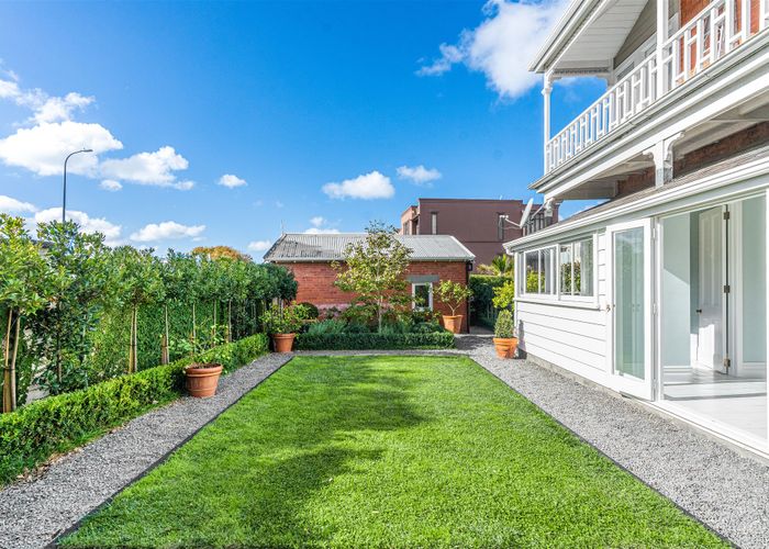  at 1/33 St Stephens Avenue, Parnell, Auckland