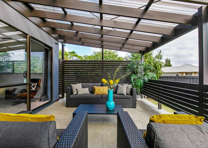  at 6 Compass Place, Te Atatu Peninsula, Auckland