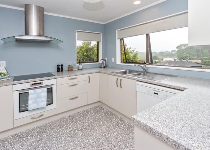  at 22B Majesty Place, Half Moon Bay, Auckland